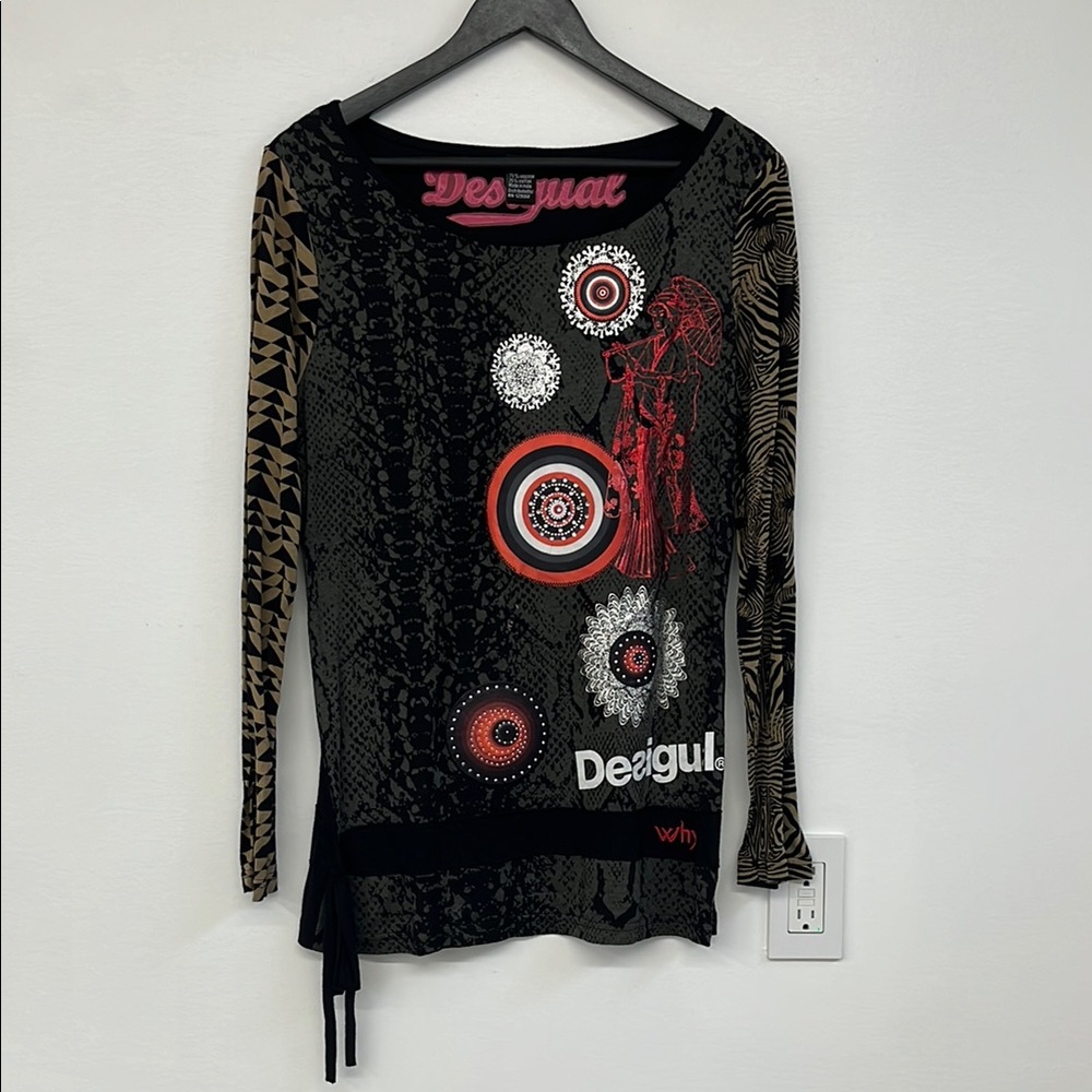 Desigual Women's Black and Red Patterned Top Vintage